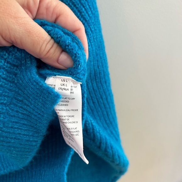 NWT Large Turquoise Urban Outfitters BDG Cropped Sweater - Picture 5 of 7